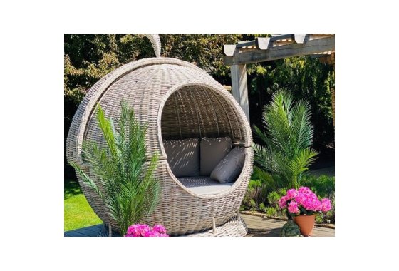 Fiji Apple Day Bed