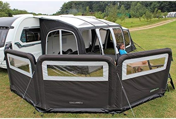 Outdoor Revolution 3 Section Oxygen Windbreak