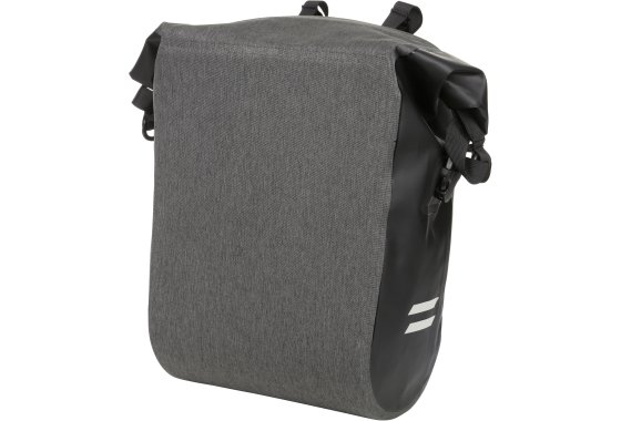 Halfords Advanced Waterproof Pannier Bag