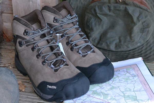 treksta boots