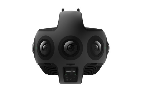 Insta360 Titan