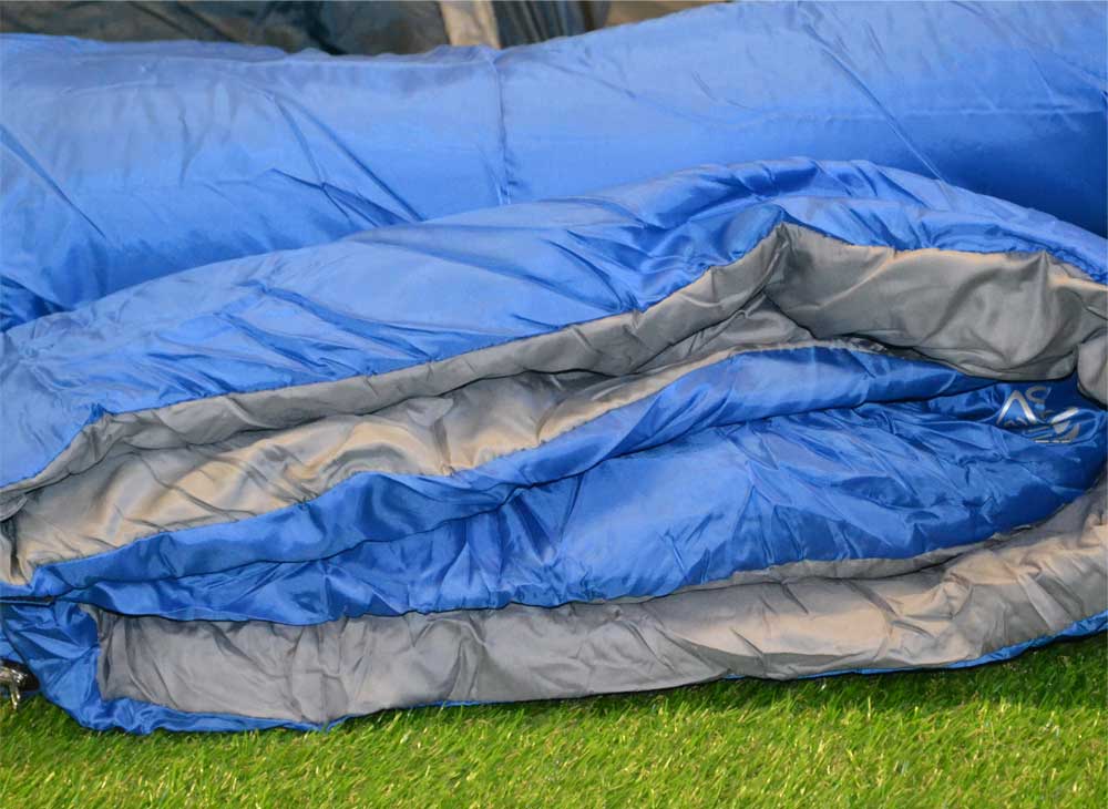 Highlander Sleepline 250 Mummy Sleeping Bag Hiking Travel Two Season Royal Blue 