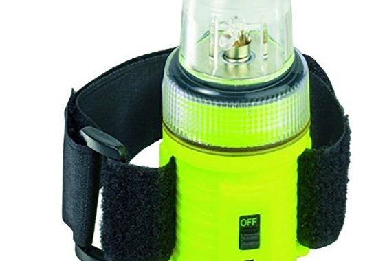 Floating Flashing Watersports Safety Light With 4 Leds Plast
