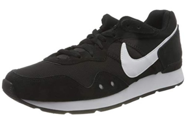 NIKE Men's Venture Runner Sneaker, Black/White-Black, 10.5 U